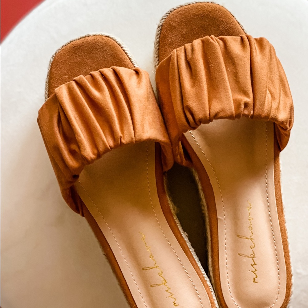 Tan espadrille shoes sandals wedges